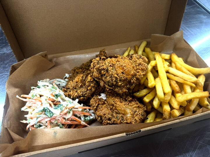 Buttermilk Fried Chicken 3-Piece Meal (Bone-in)